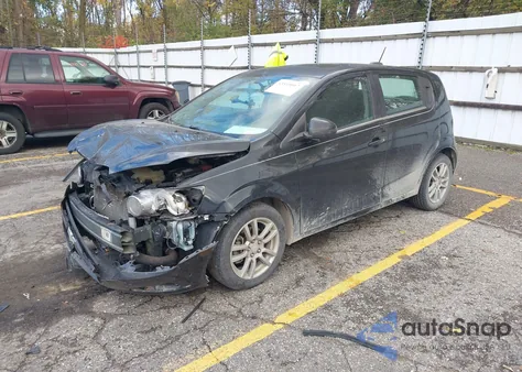 2015 Chevrolet Sonic Lt Auto из США, поврежденный, VIN 1G1JC6SBXF4171393